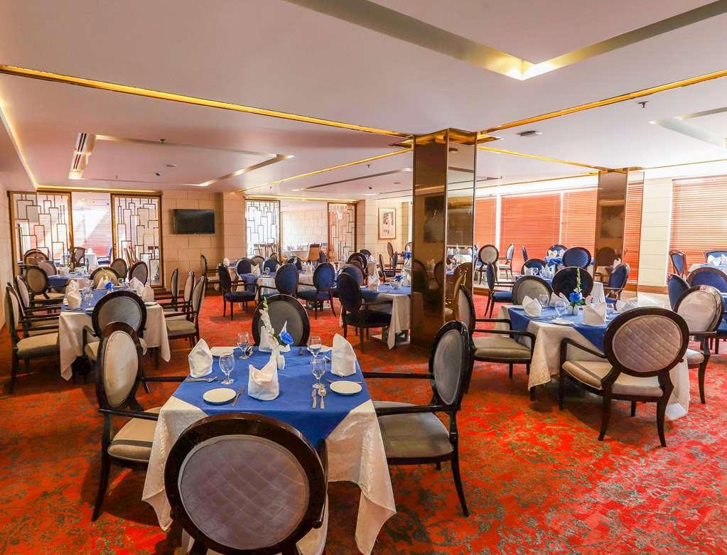 Hotel Best Western Premier Islamabad Restaurant photo