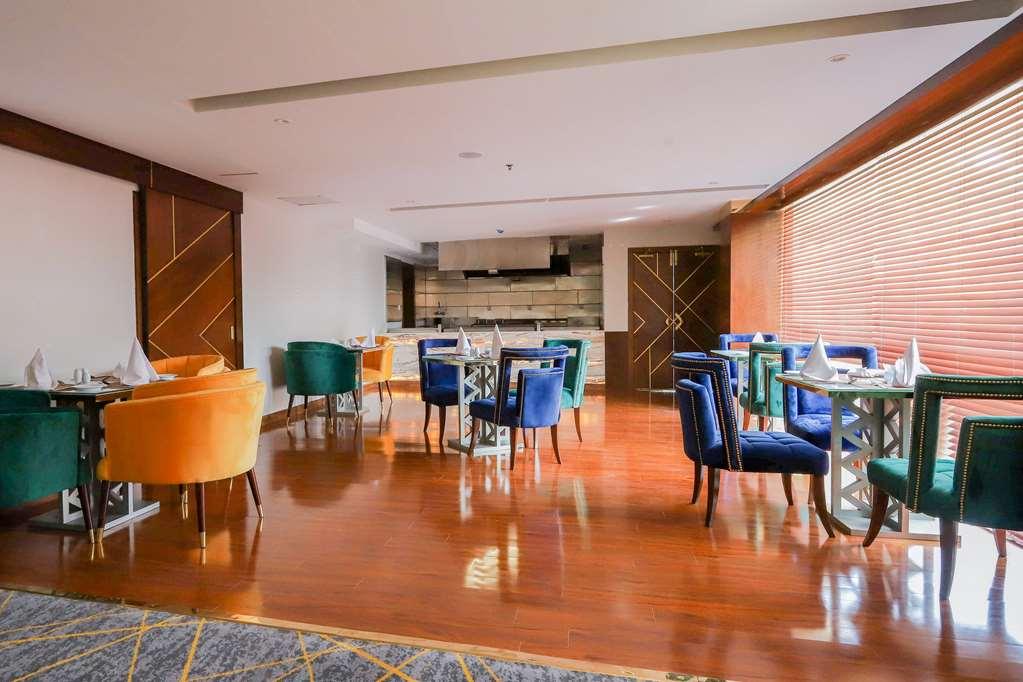 Hotel Best Western Premier Islamabad Restaurant photo